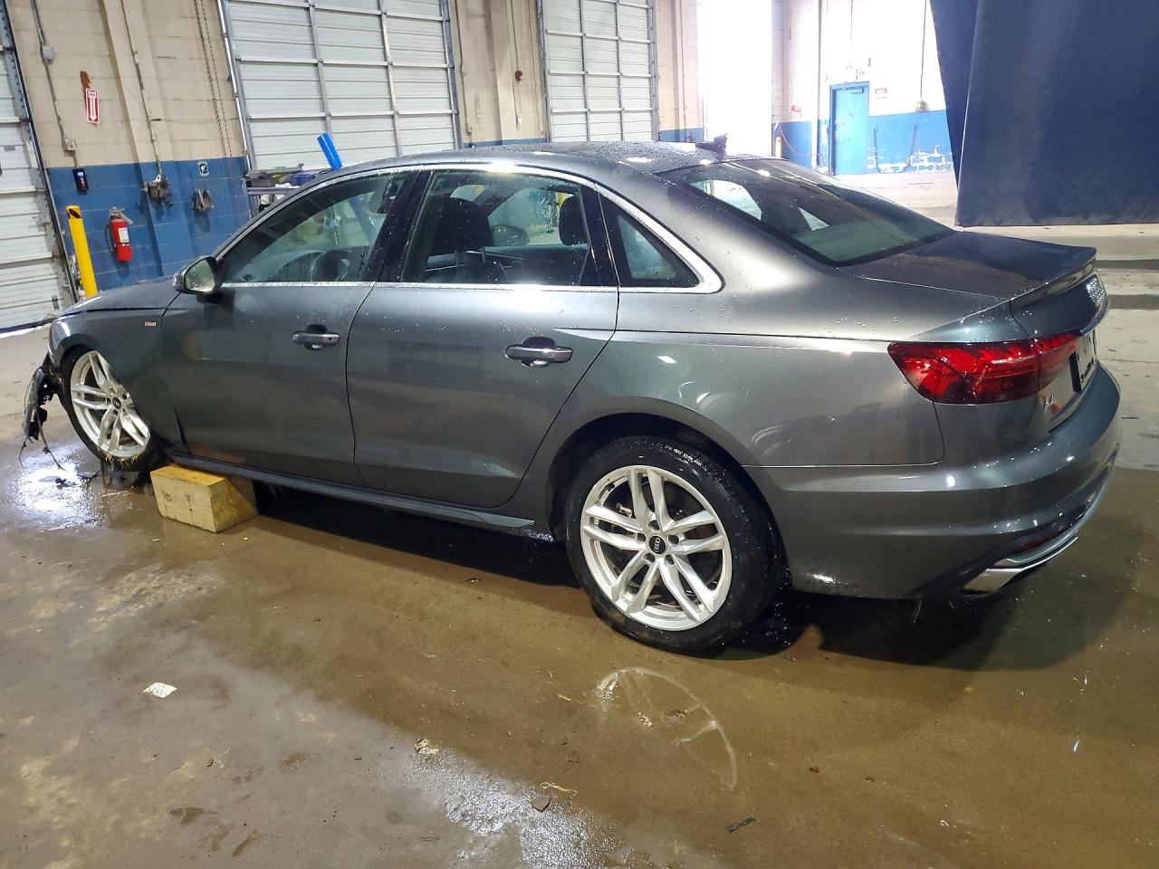 2021 AUDI A4 quattro Premium