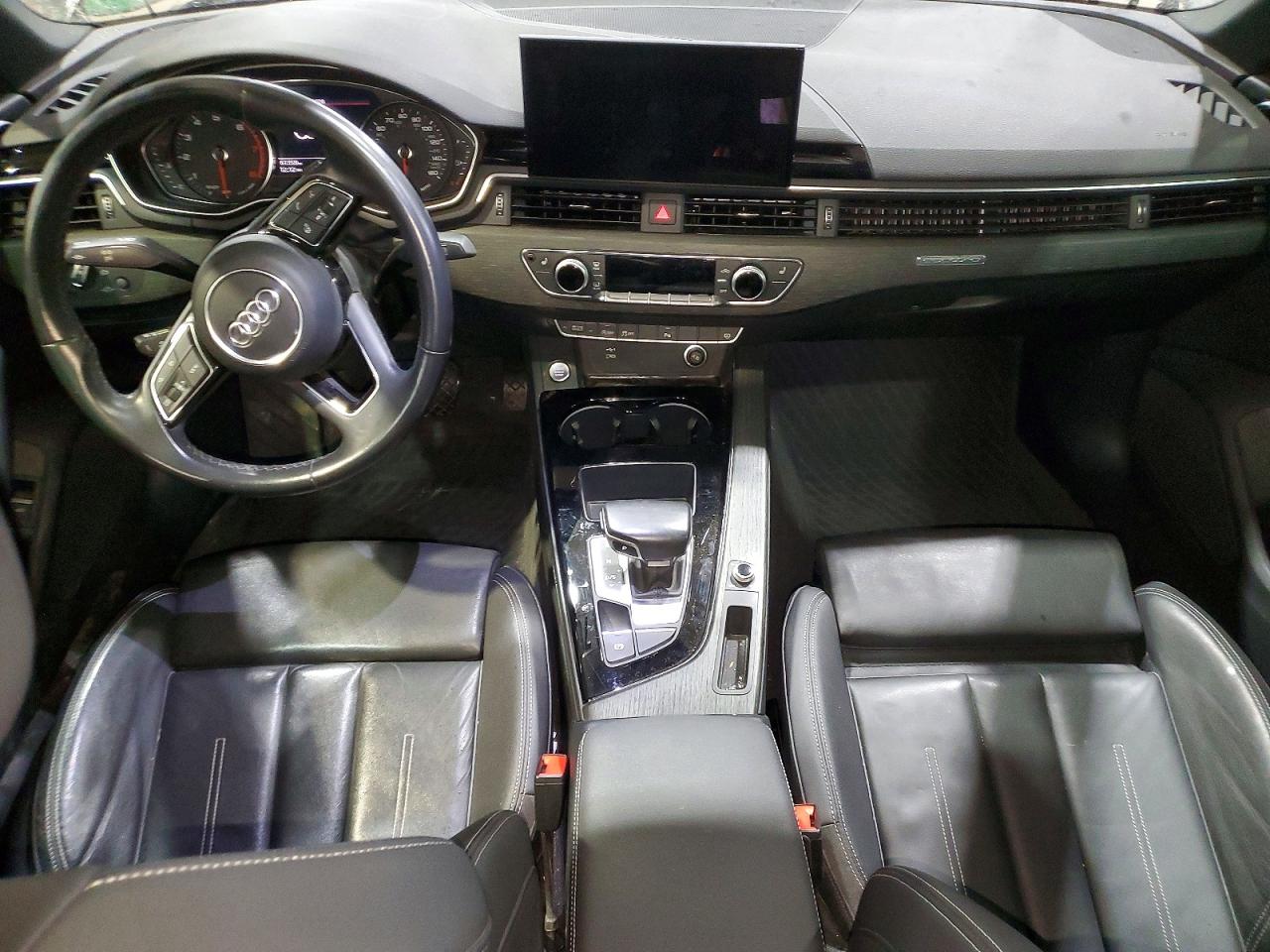 2021 AUDI A4 quattro Premium