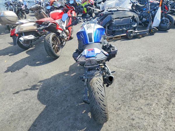 2024 BMW R 1250