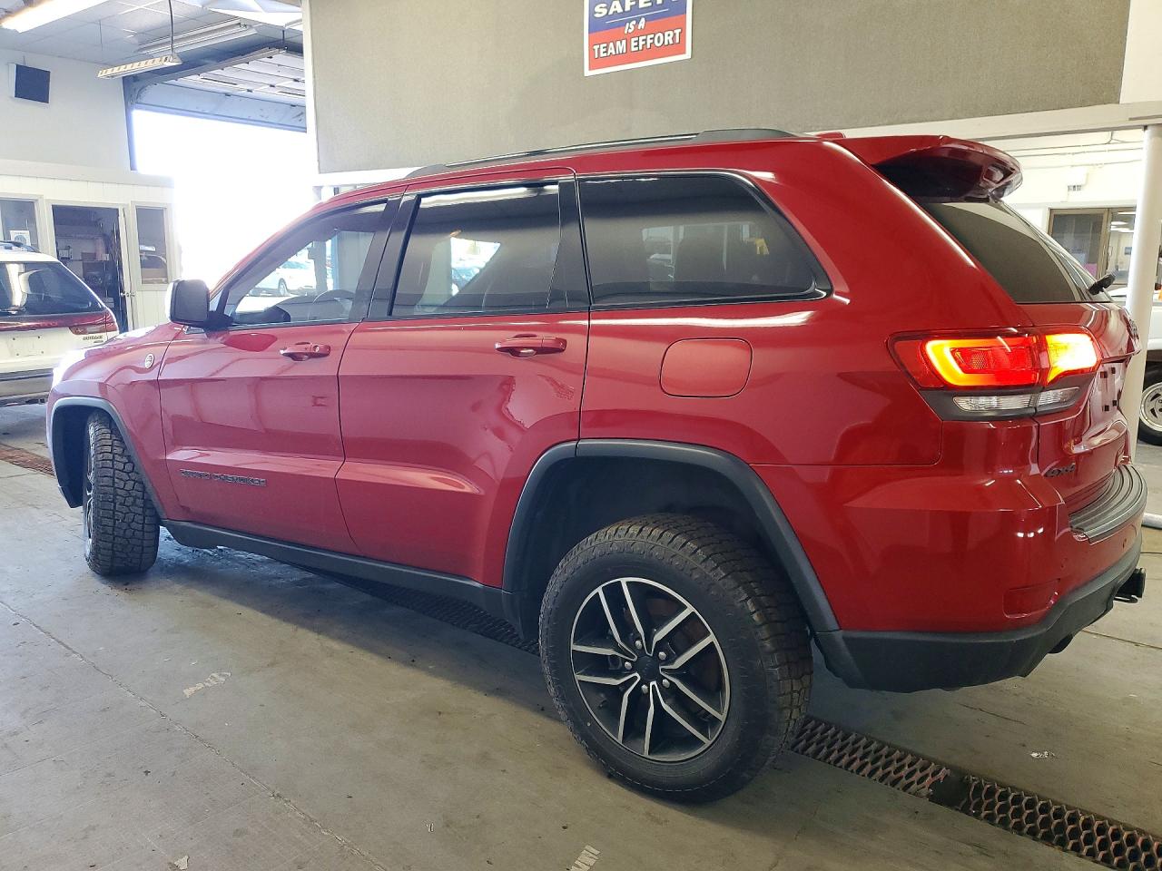 2019 JEEP GRAND CHEROKEE TRAILHAWK 4X4