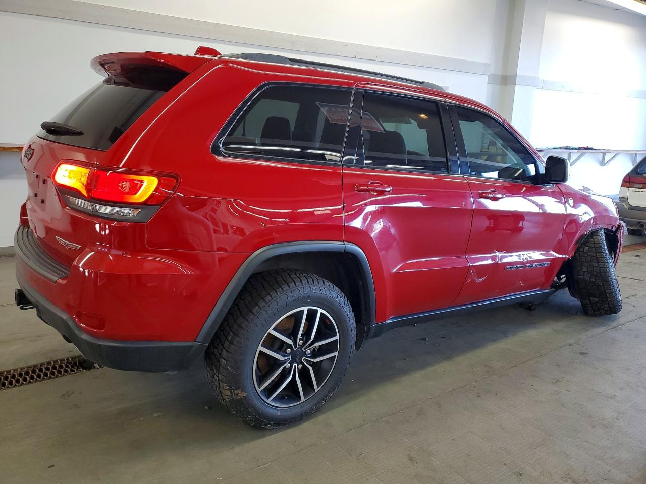 2019 JEEP GRAND CHEROKEE TRAILHAWK 4X4