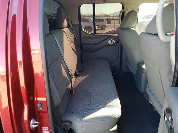 2021 NISSAN FRONTIER Crew Cab