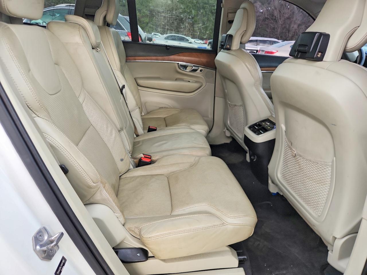 2017 VOLVO XC90 Inscription