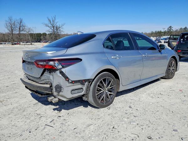 2024 TOYOTA CAMRY