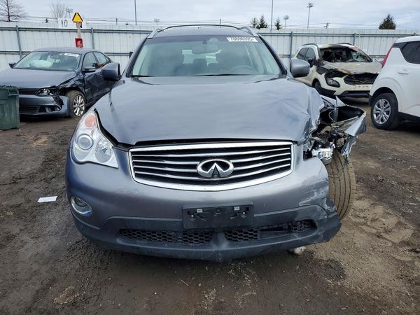 2015 INFINITI QX50