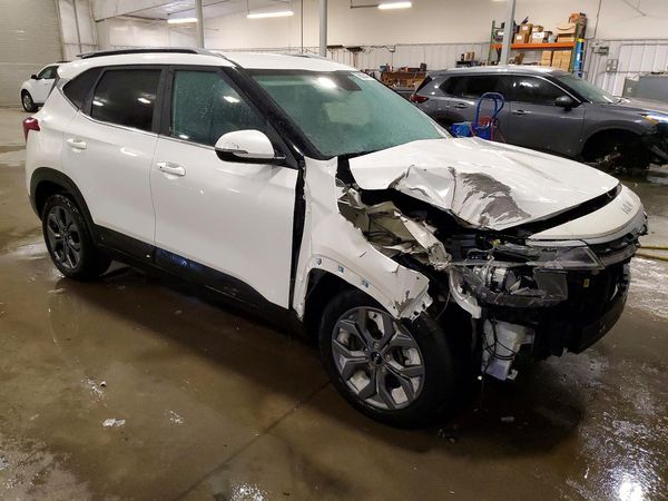 2024 KIA SELTOS S, X-Line