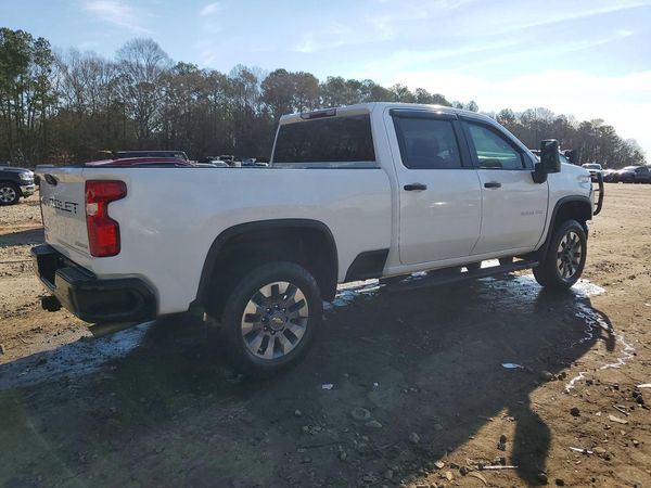 2024 CHEVROLET SILVERADO Custom
