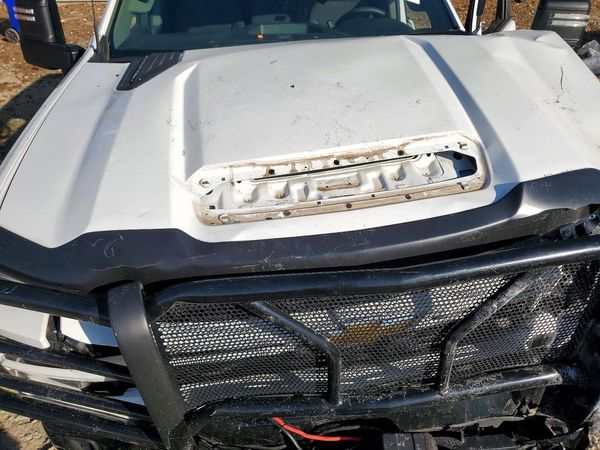 2024 CHEVROLET SILVERADO Custom