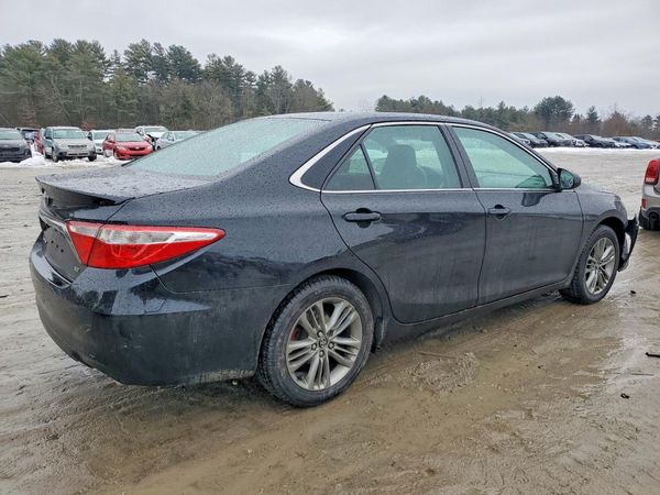 2017 TOYOTA CAMRY