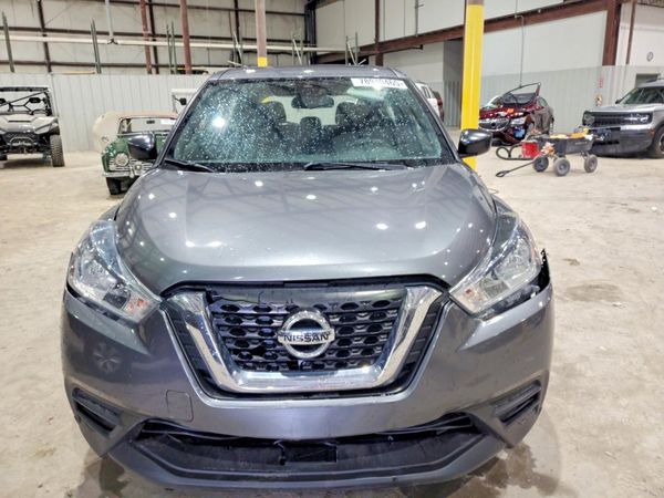 2020 NISSAN KICKS
