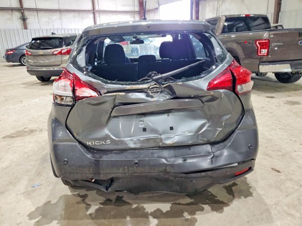 2020 NISSAN KICKS