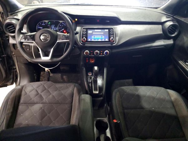 2020 NISSAN KICKS