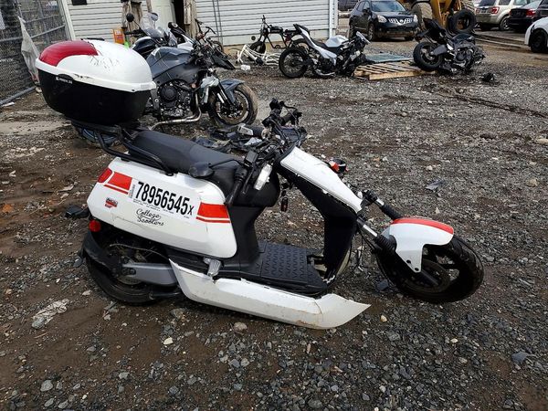 2022 VESPA GENERIC SC