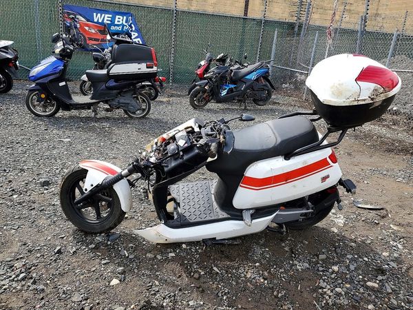 2022 VESPA GENERIC SC GT