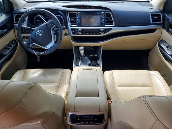 2019 TOYOTA HIGHLANDER SE/XLE