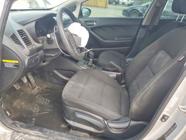 2014 KIA FORTE LX