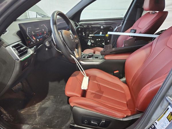 2024 BMW 330 xDrive