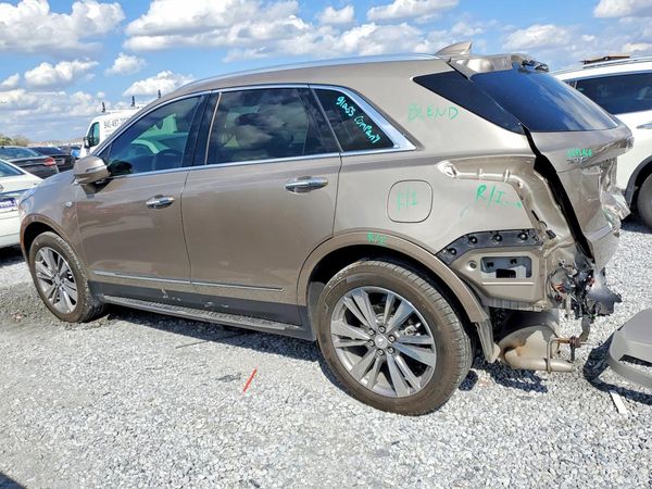 2022 CADILLAC XT5
