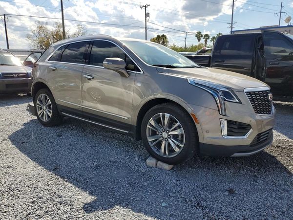 2022 CADILLAC XT5