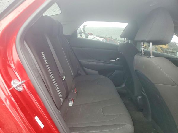 2023 HYUNDAI ELANTRA