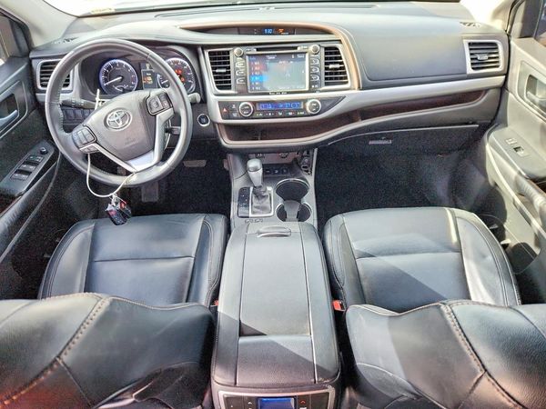 2016 TOYOTA HIGHLANDER Base/Hybrid