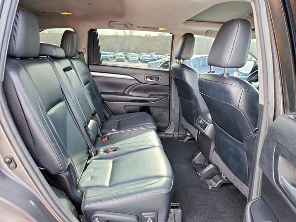 2016 TOYOTA HIGHLANDER Base/Hybrid
