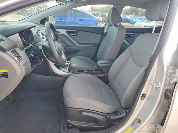 2013 HYUNDAI ELANTRA