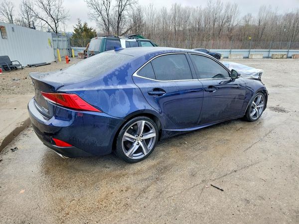 2017 LEXUS IS 300