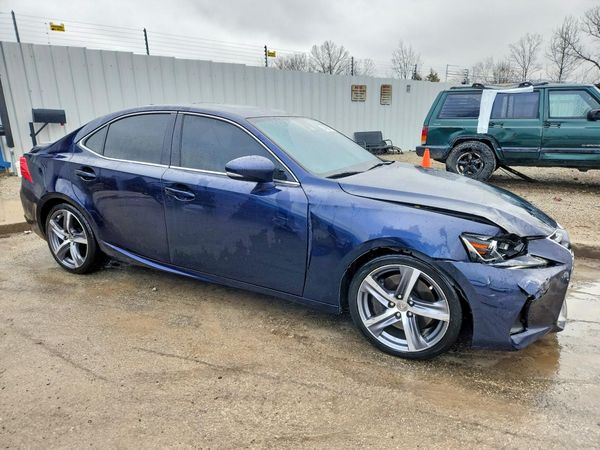 2017 LEXUS IS 300