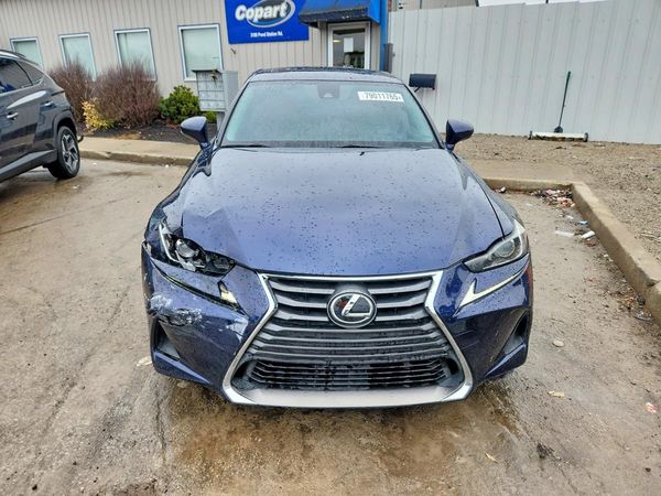 2017 LEXUS IS 300