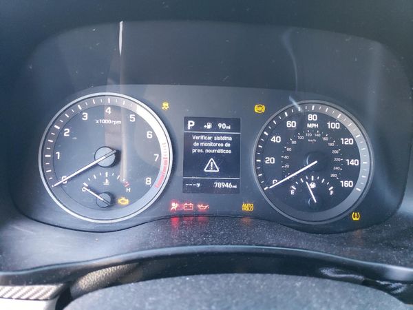 2019 HYUNDAI TUCSON SE