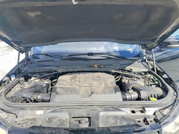 2017 LAND ROVER DISCOVERY SE