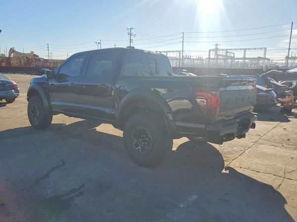 2025 FORD F150