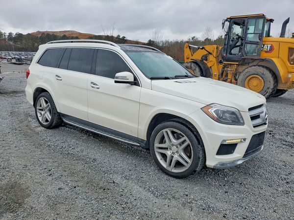 2015 MERCEDES-BENZ GL GL550 4MATIC