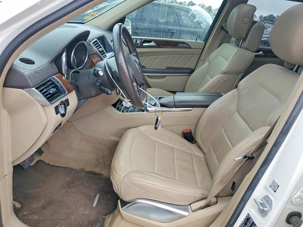 2015 MERCEDES-BENZ GL GL550 4MATIC