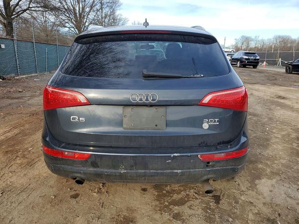 2012 AUDI Q5