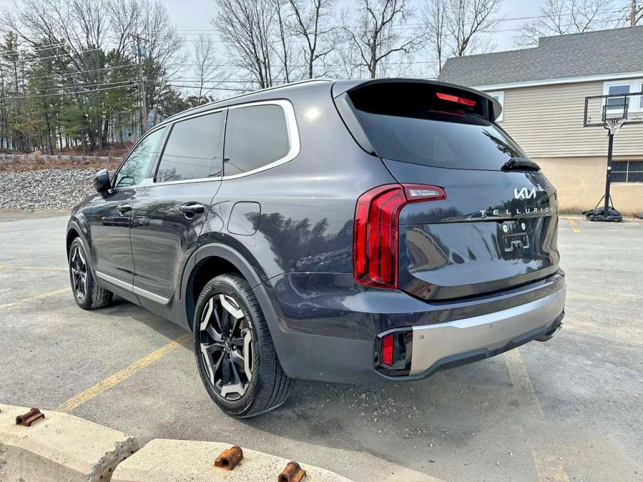 2025 KIA TELLURIDE S