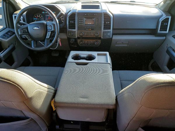 2017 FORD F150