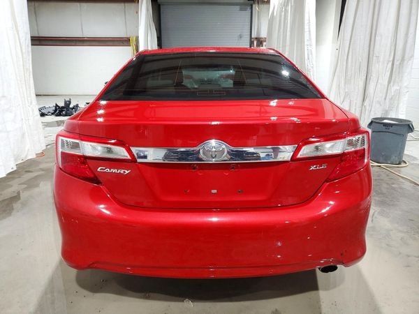 2013 TOYOTA CAMRY