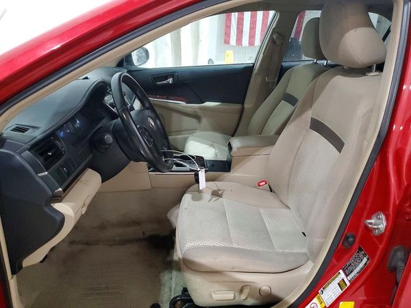 2013 TOYOTA CAMRY