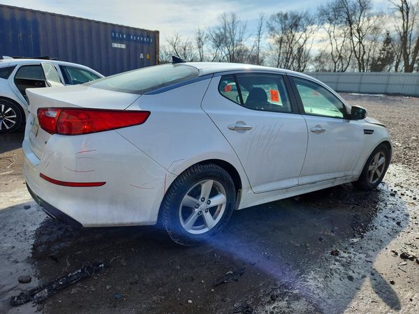2015 KIA OPTIMA GL - Middle-low