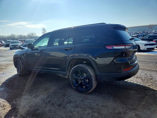 2025 JEEP GRAND CHEROKEE Laredo, Altitude