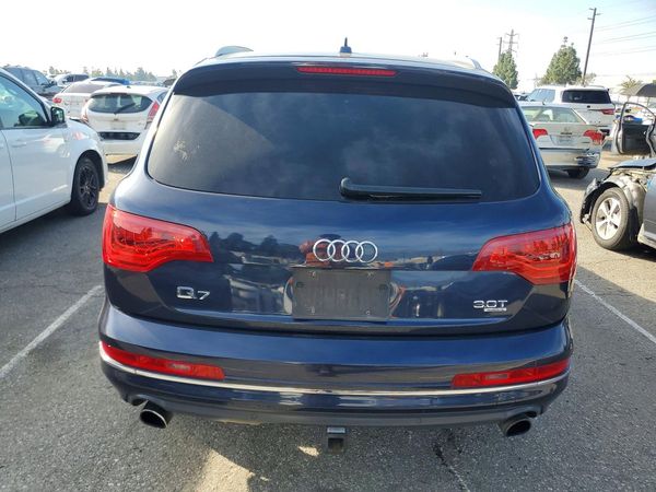 2015 AUDI Q7 Premium