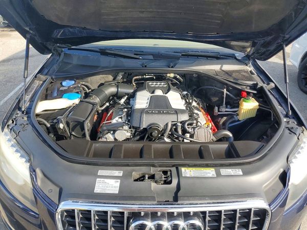 2015 AUDI Q7 Premium