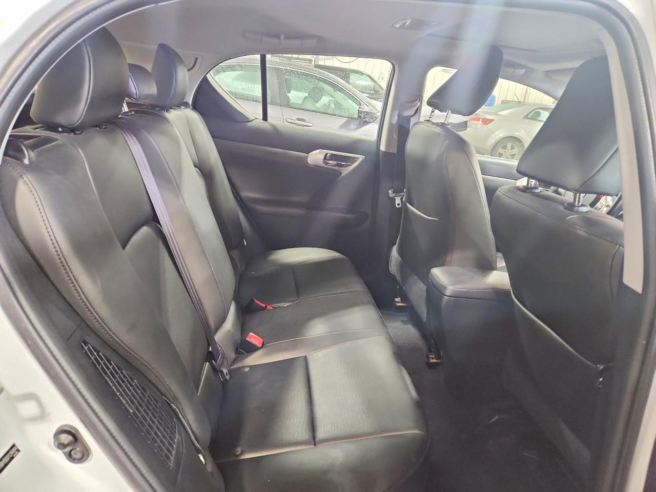 2013 LEXUS CT 200H