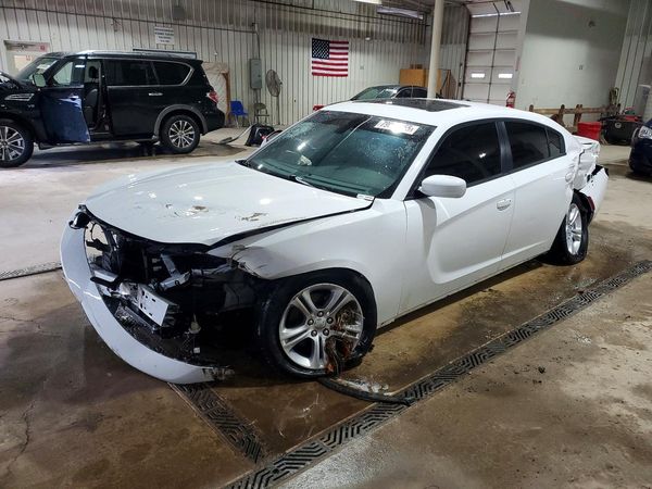2022 DODGE CHARGER SXT — Front 3/4
