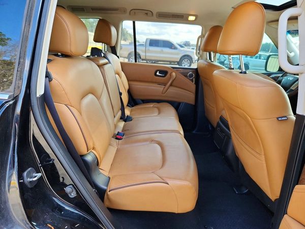 2017 INFINITI QX80