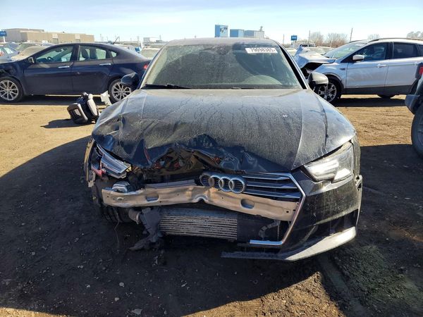 2017 AUDI A4 quattro Premium