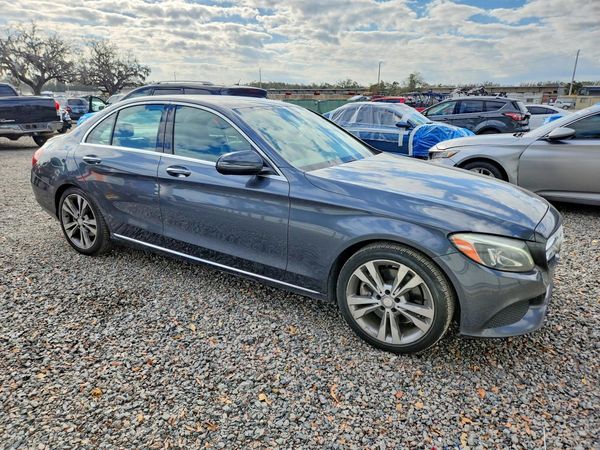 2016 MERCEDES-BENZ C C300