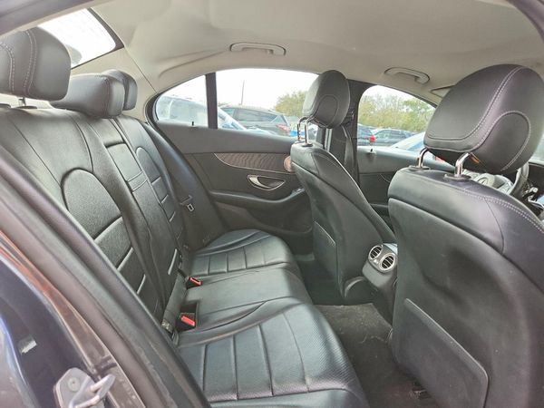 2016 MERCEDES-BENZ C C300
